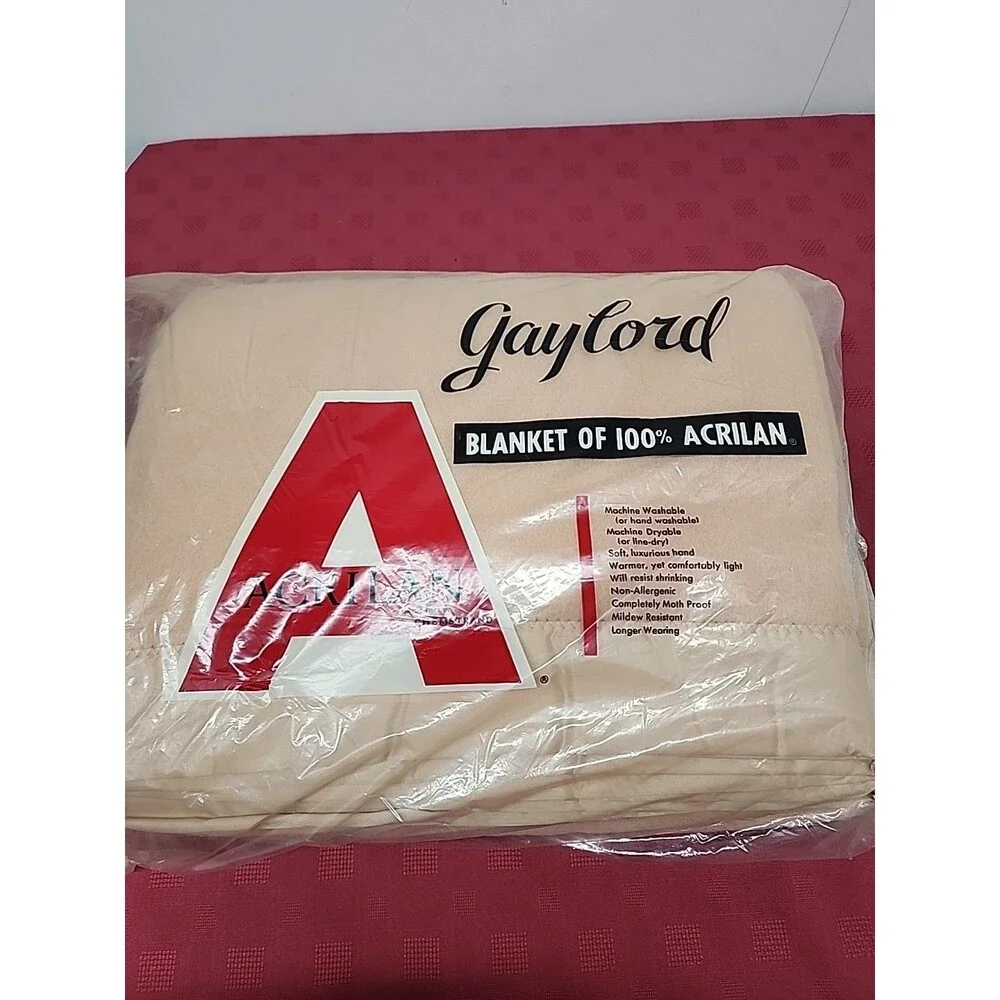 VTG Gaylord's Dept. Store Salmon Color Acrilan Blanket 72 X 90 1960s New W Tags